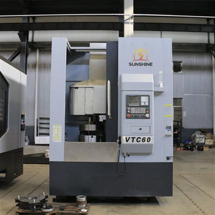 Professionaalne VTC60 CNC vertikaalne treipink piduriklotside jaoks / CNC vertikaalse treipingi professionaalne tootmine